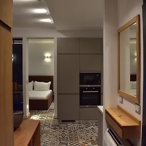 Apartment Tam Skanderbeg Square Mozart Center No5, Tirana